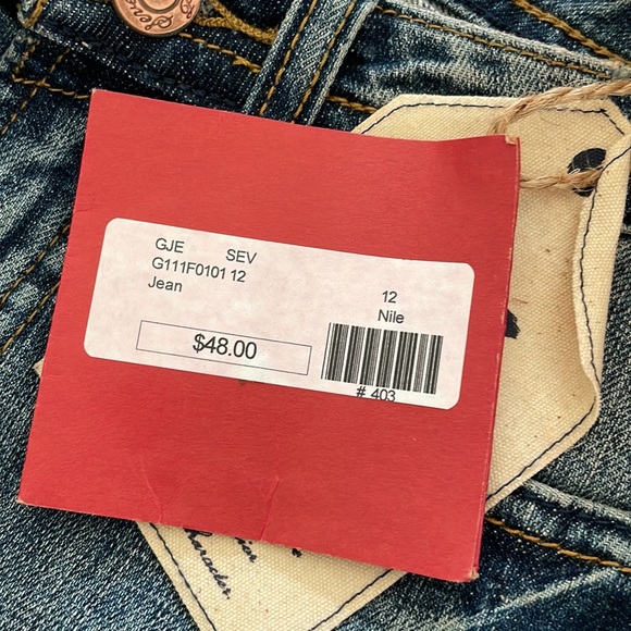 Seven7 Jeans - Picture 5 of 5